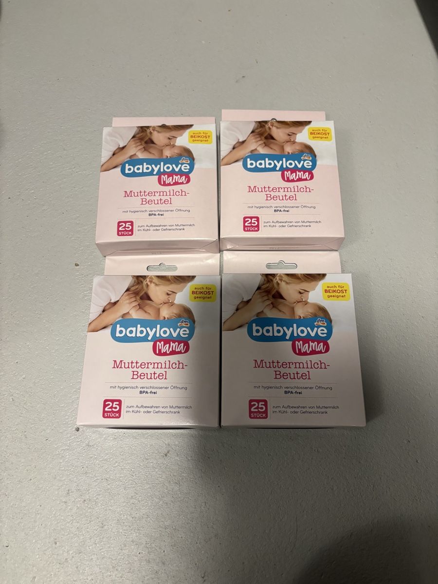 Contenitori & Simili: 4x original Verpackte Muttermilchbeutel von DM – Nuovo e nell'imballaggio originale da Schleinikon venduto da Jessica_Lutishi