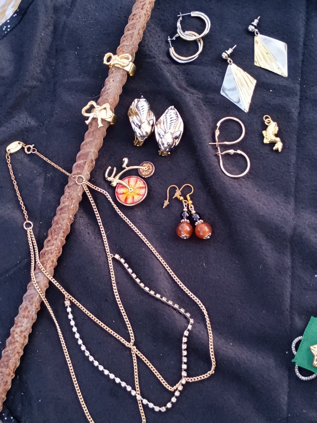 Altri gioielli: Lot goldige Schmuck, 8 Teile – Usato da Münchenbuchsee venduto da babilibern