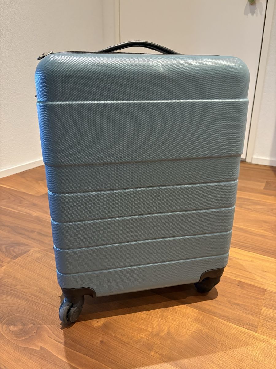 Valigie: Handgepäckskoffer (mit Rollen) – Usato da Kloten venduto da Zazu 1