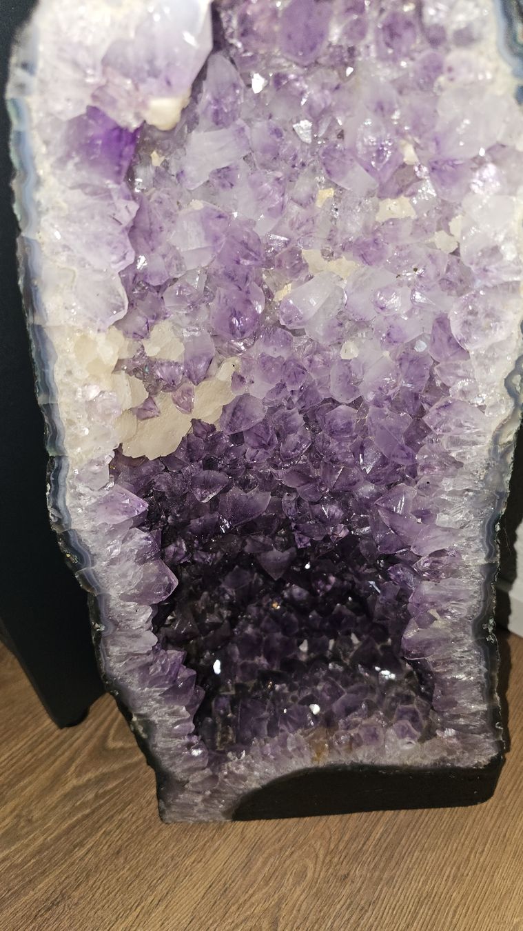 Minerali & Pietre curative: Amethystdruse mit Calcit – Nuovo (secondo la descrizione) da Neu St. Johann venduto da HeyThere90 6