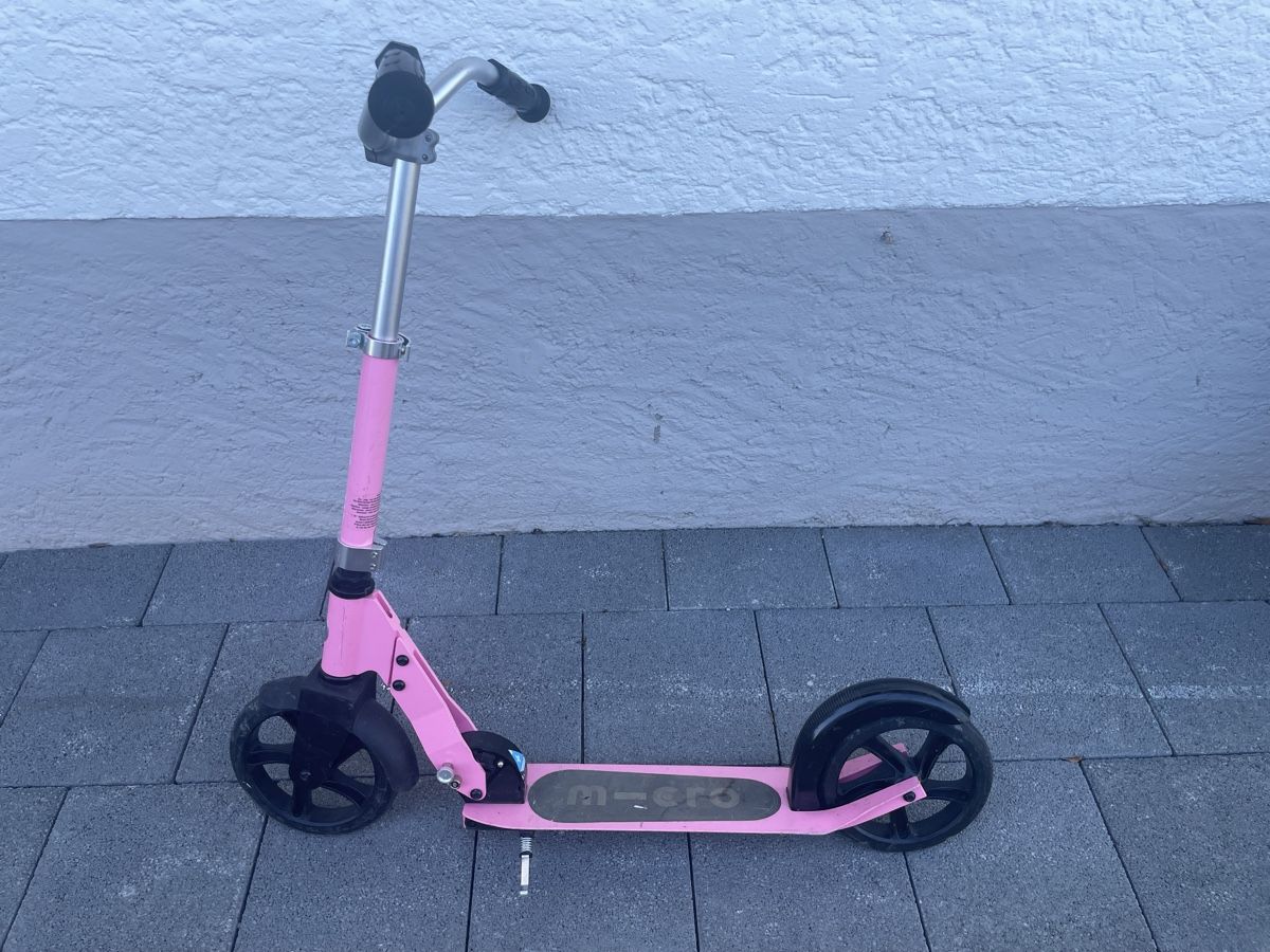 Micro Kickboard: Trotti / Scooter – Gebraucht aus Aarwangen von erd_ngx8