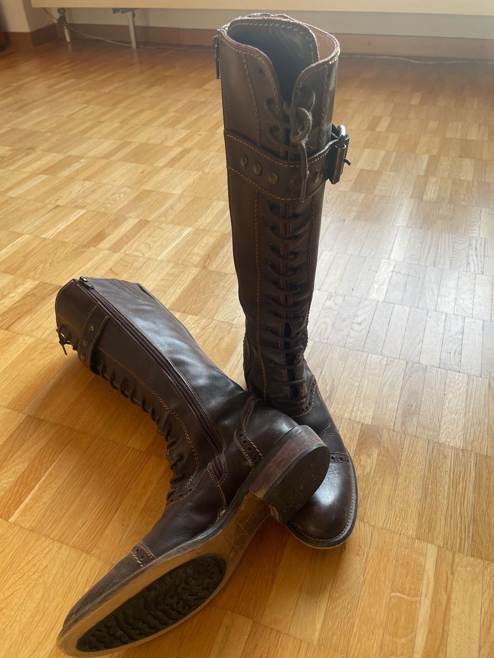 Damenschuhe: Schicke braune Lederstiefel Gr. 35 – Gebraucht aus Stäfa von yumai1 3