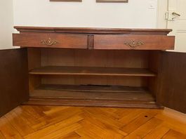 Grand buffet en bois massif