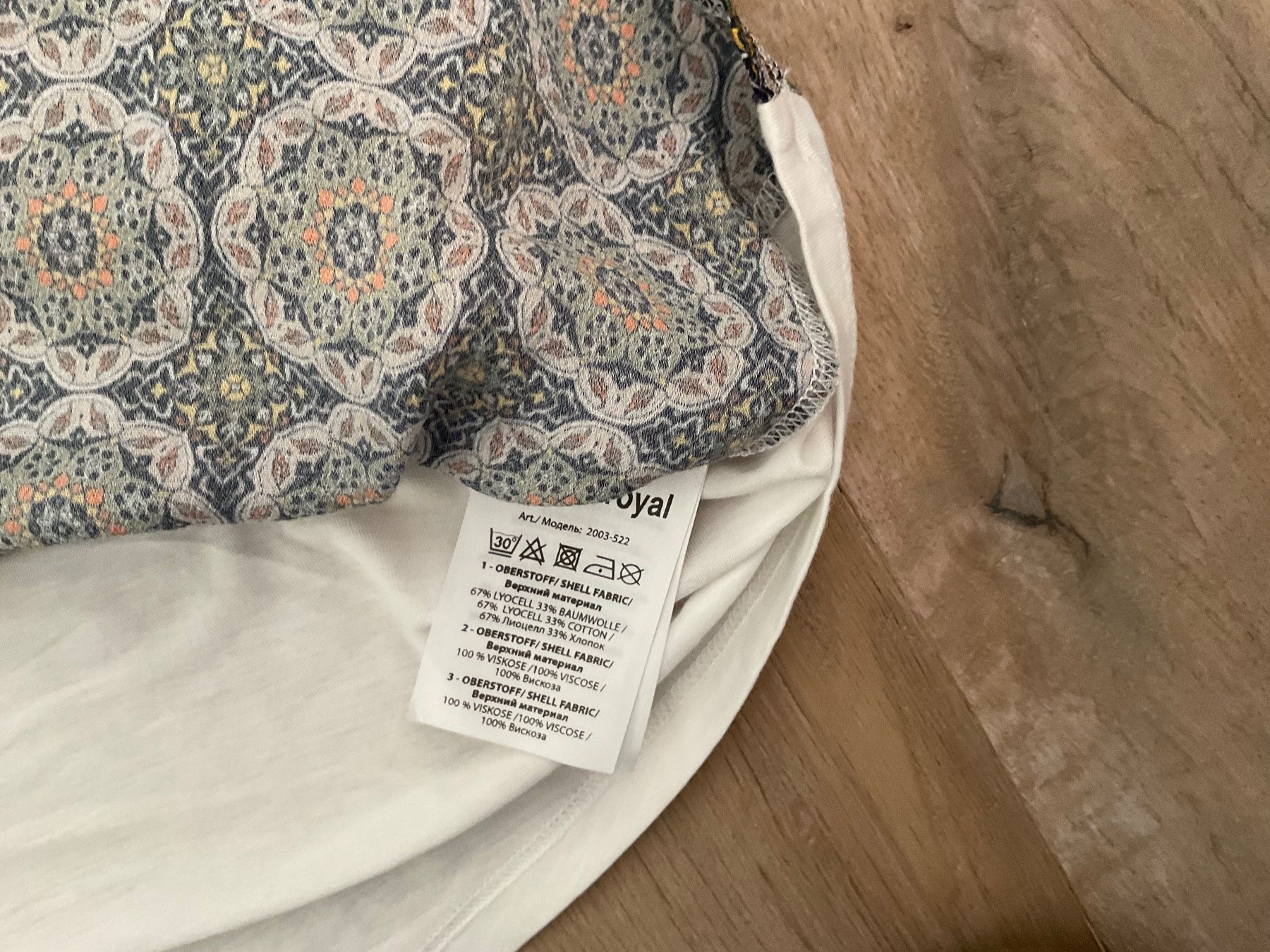 Rich & Royal T-shirt: Rich & Royal Shirt – Usato da Figino venduto da Stefano03 3
