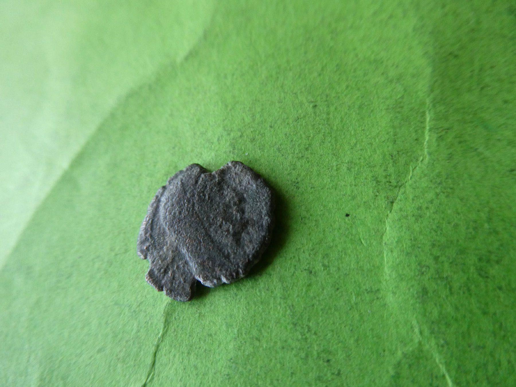 Tutti le monete: uralte Bronzemünze  14 mm     1.23 g – Usato da Hinterforst venduto da Rohusri 1