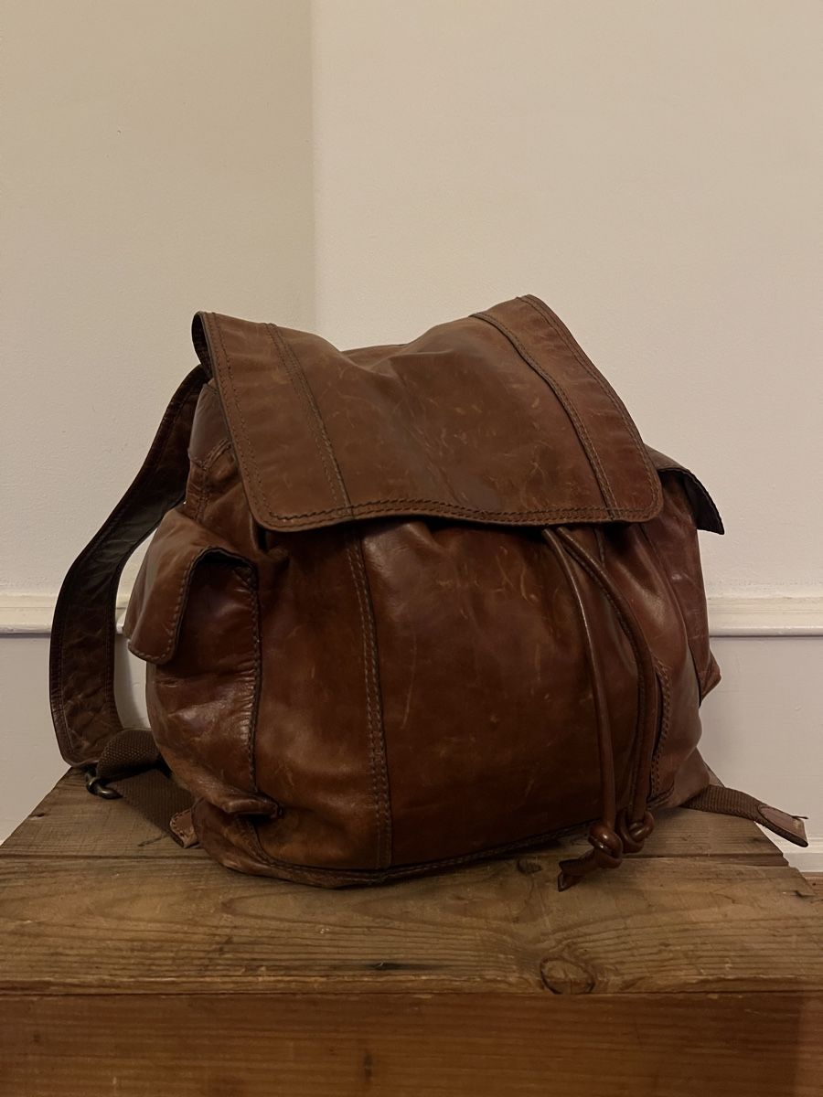Fossil Zaini: Fossil Rucksack aus Leder – Usato da Basel venduto da evaelette