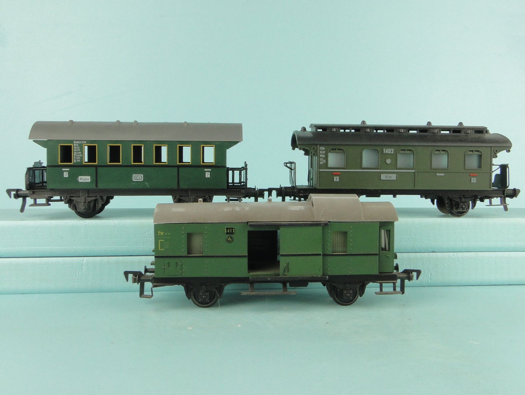 Fleischmann Modelleisenbahnen: Fleischmann 3 X Länderbahn  Wagen – Gebraucht aus Bülach von cann11 1