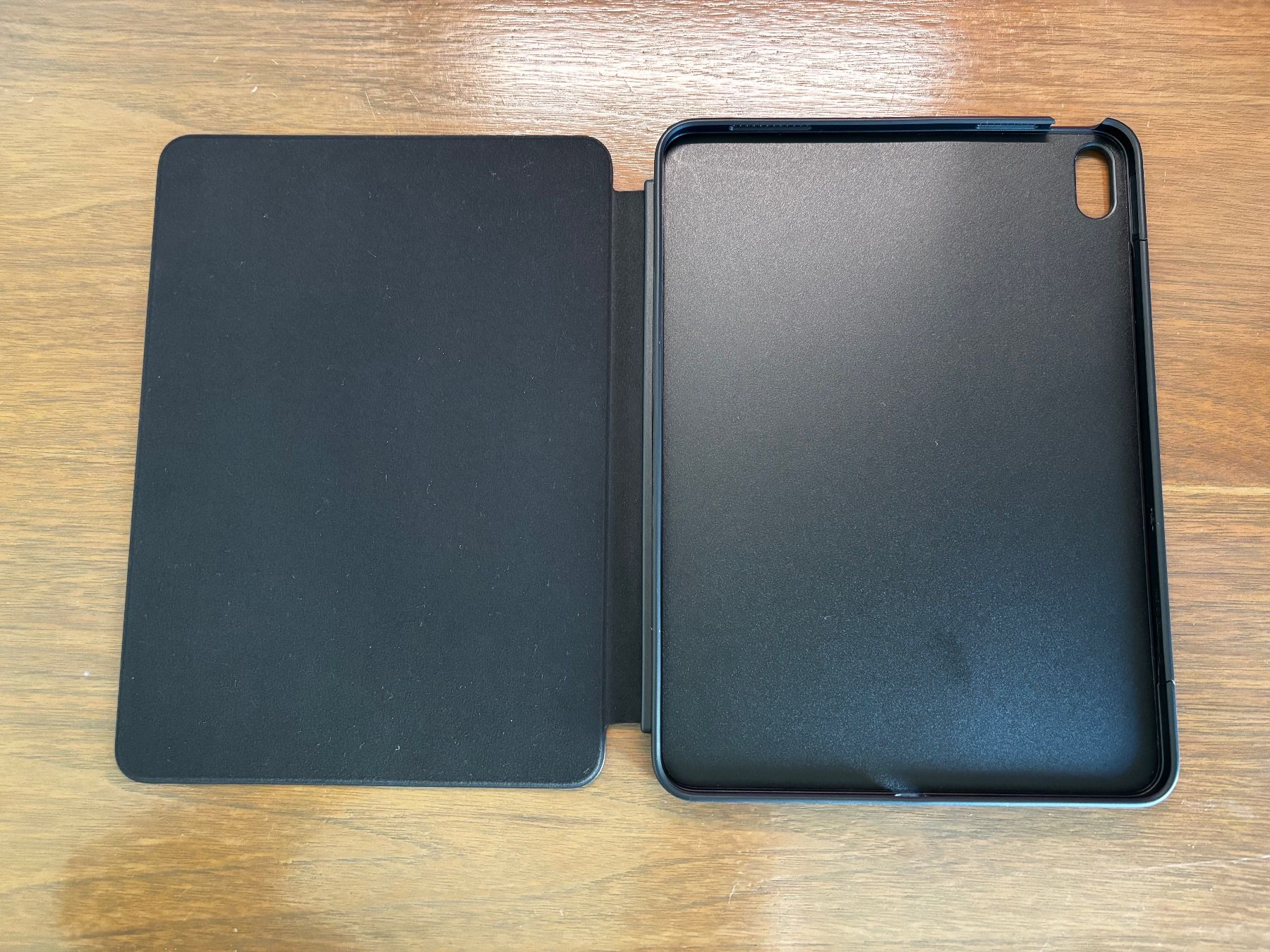 OtterBox Covers & Borse: Ipad Air 11" M2 Schutzhülle Otterbox – Usato da Bischofszell venduto da FreJoe