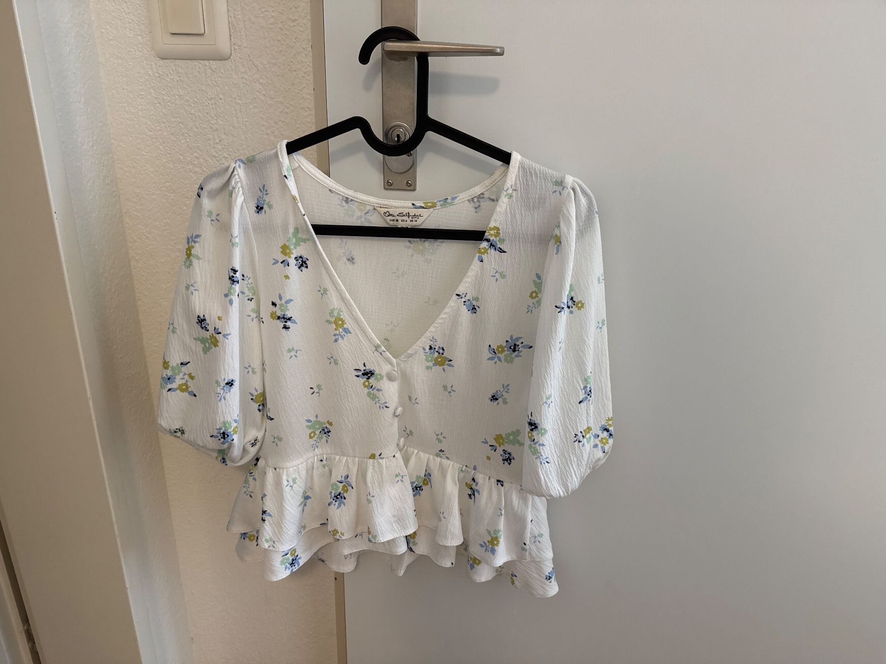Camicette: Miss Selfridge Bluse Grösse 38 – Usato da Pfäffikon SZ venduto da Melanie335