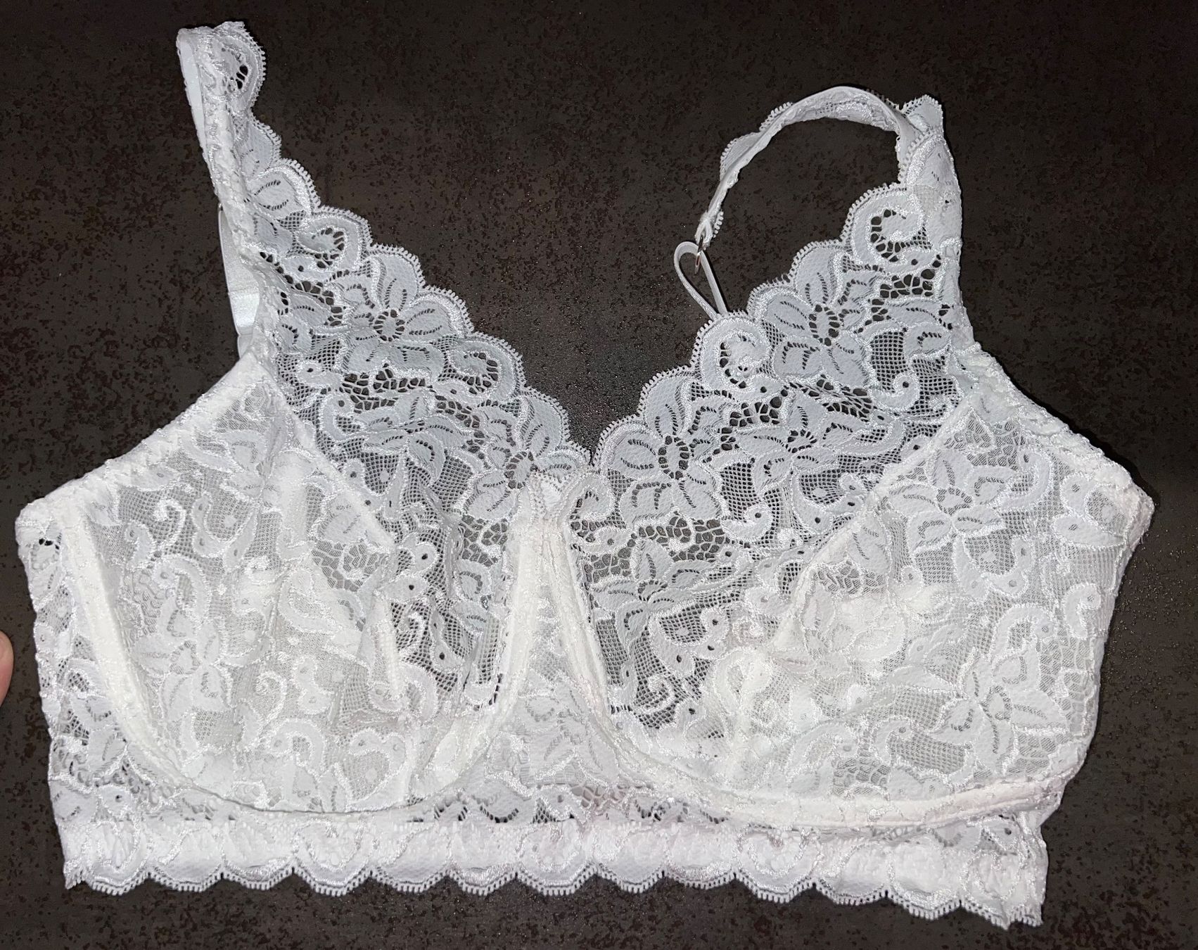 Hanro Altra biancheria intima: BH HANRO 75b neu – Nuovo (secondo la descrizione) da Dornach venduto da samuti