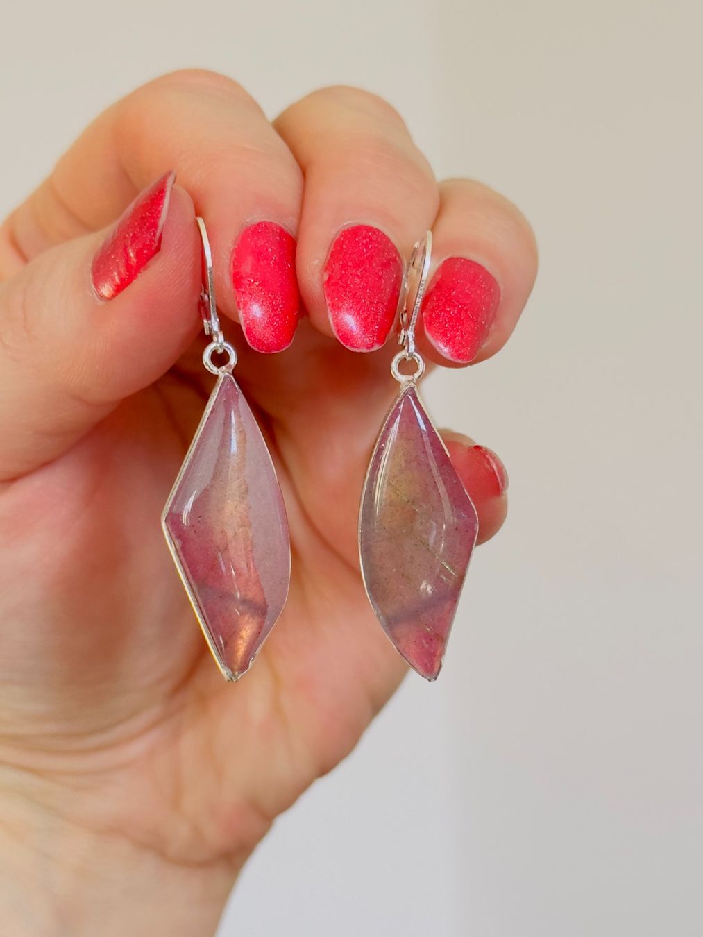 Altri gioielli: LOT Color Enhanced Red Labradorite Handmade – Nuovo e nell'imballaggio originale da Genève venduto da AGBERG 8