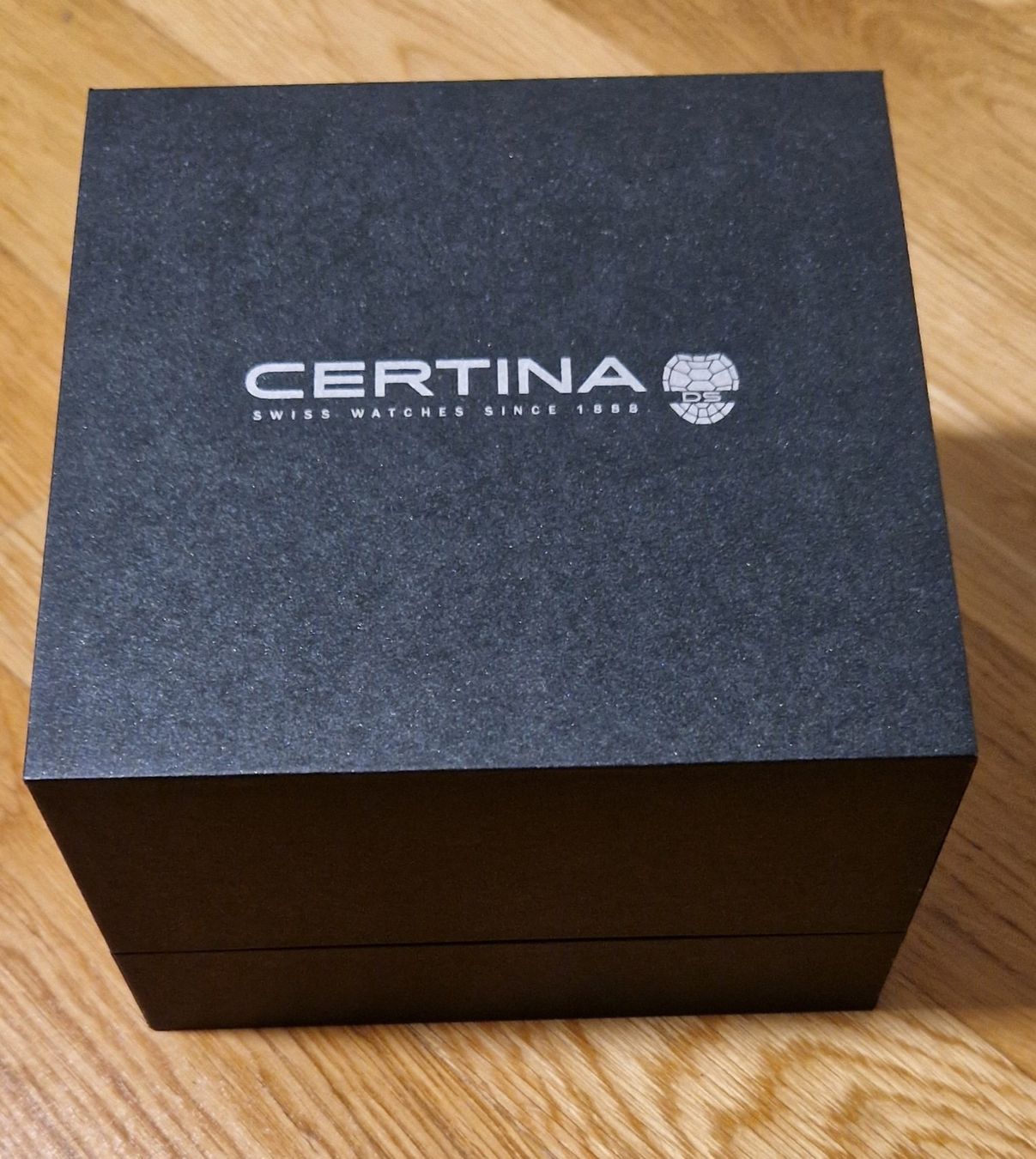 Certina Orologi: Certina DS First Lady Mondphase weiss, Keramik – Usato da Rickenbach b. Wil venduto da ste_2wfc 3