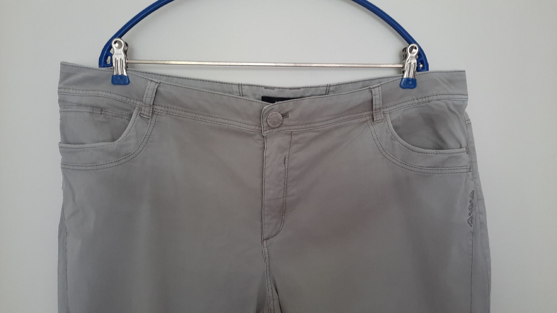Bonita Pantaloni: ***BONITA*** Sommerhose hellgrau Gr 46 – Usato da Wädenswil venduto da H2H_Secondhandshop 4