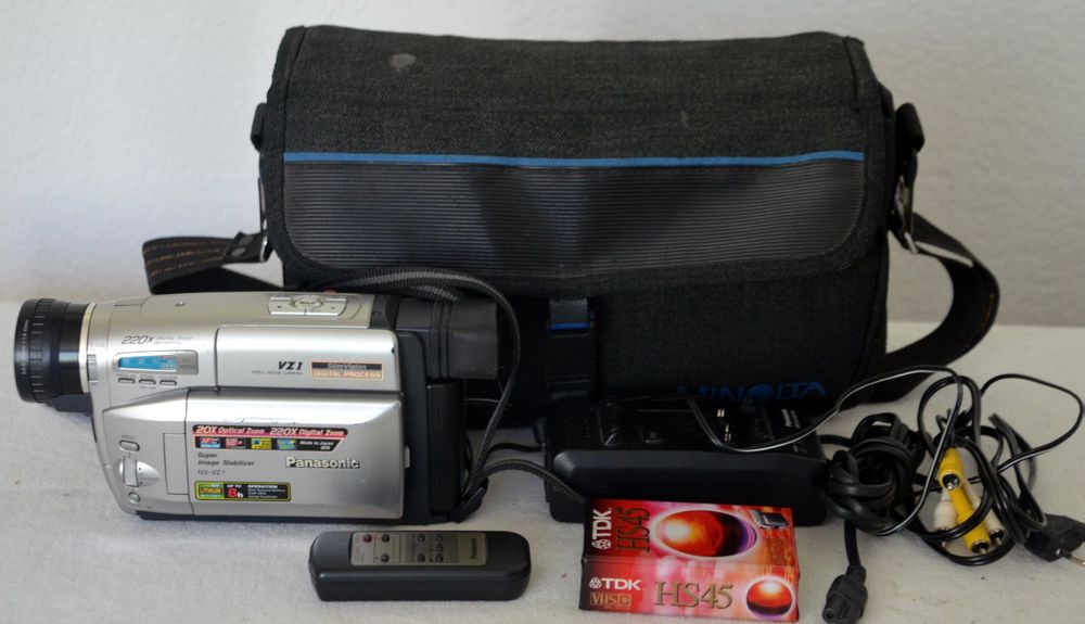 Le camescope VHS M7 de Panasonic : présentation