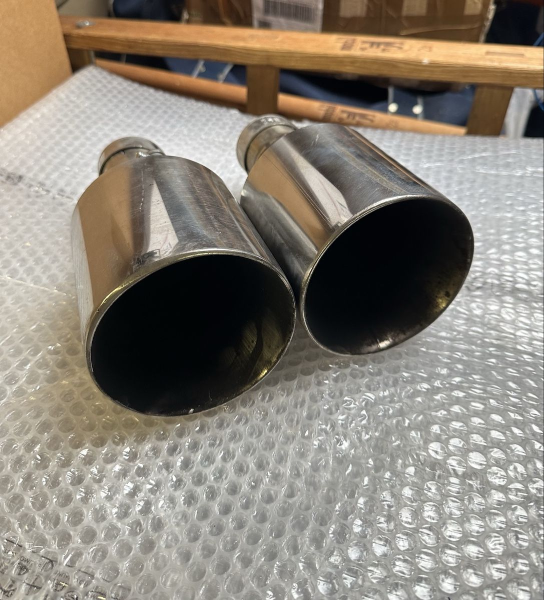 Sistemi di scarico: Universal Auspuffblenden 114mm – Usato da Langnau im Emmental venduto da bertoldo03