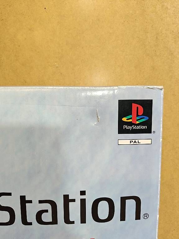 Sony Konsolen: Sony PlayStation 1 mit OVP – Gebraucht aus Luzern von MWi_9xw5 3