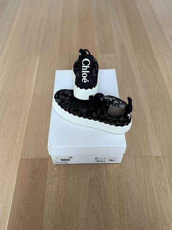 Scarpe da donna: Chloé Lauren Sneaker mit Spitze – Usato da St. Gallen venduto da Sabrinaaa 4