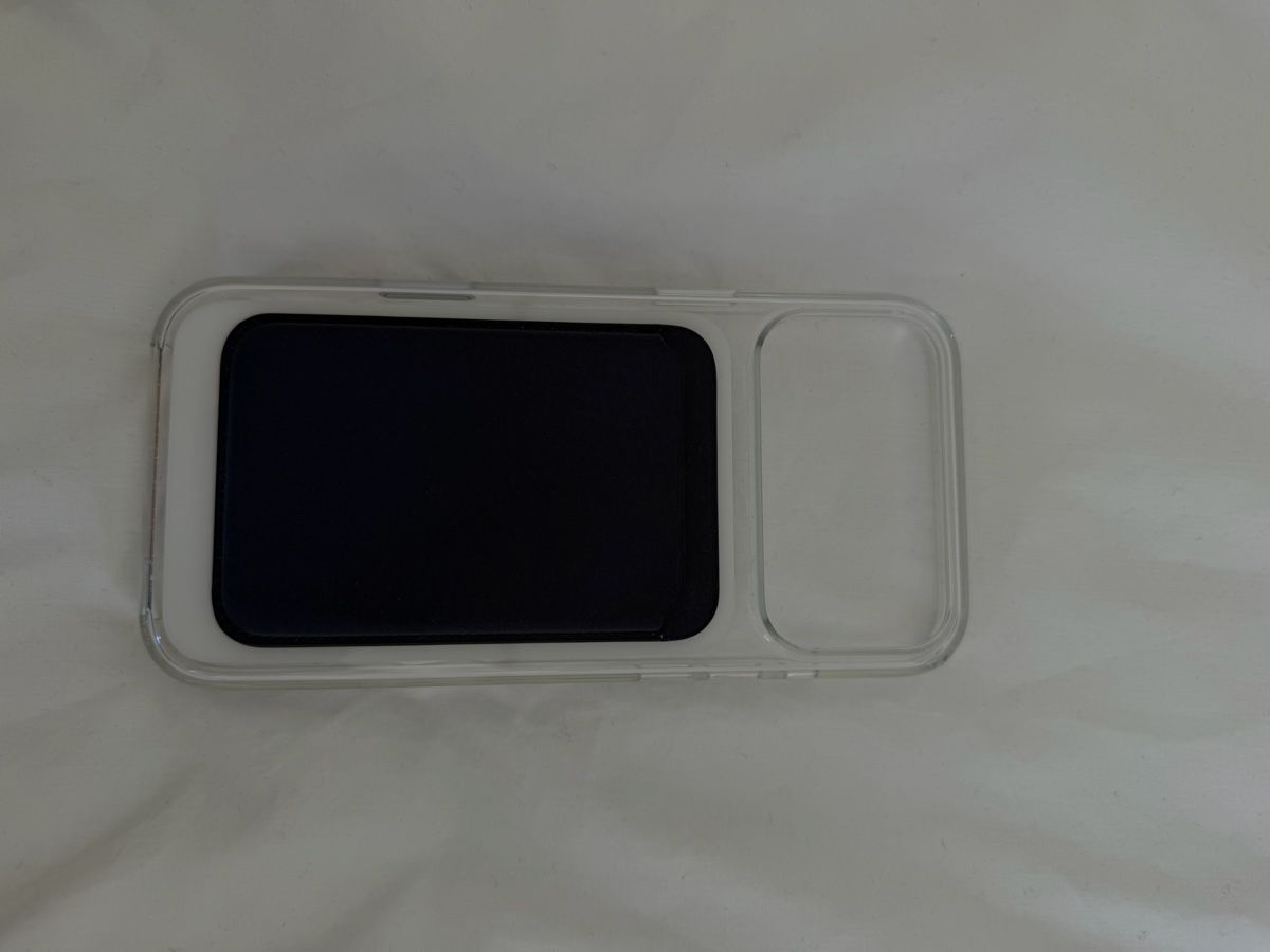 Apple Covers & Schutzfolien: iPhone 17 Pro Max Cover – Gebraucht aus Arosa von hel_7v5h