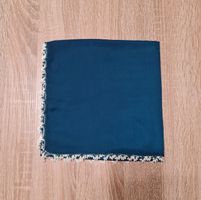 Foukard blau mit handgemachtem Randmuster