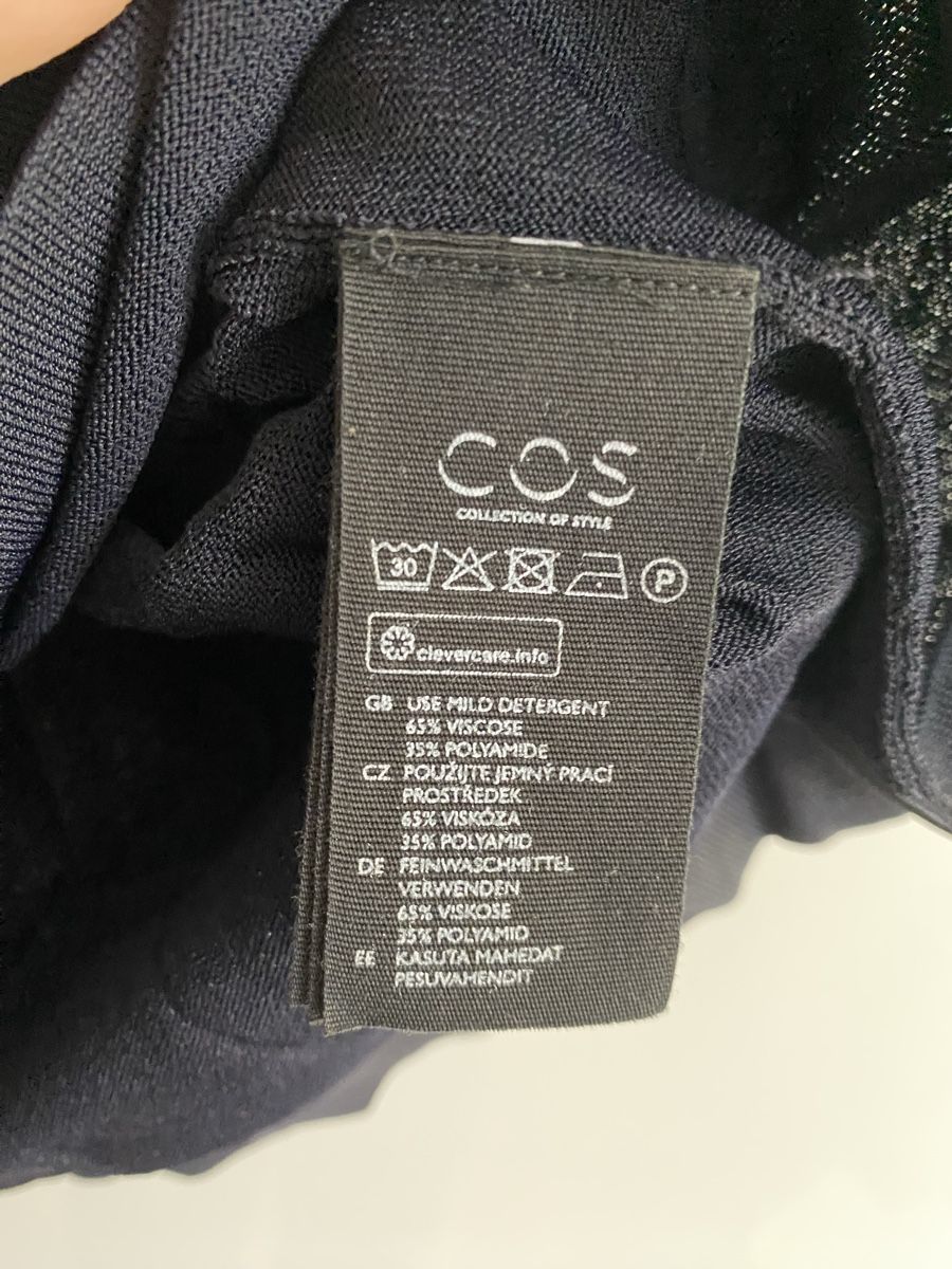 Maglioni & Felpe: Eleganter Pullover von Cos mit Trompetenärmeln, Grösse 36/38 – Usato da Winterthur venduto da marisole4 3
