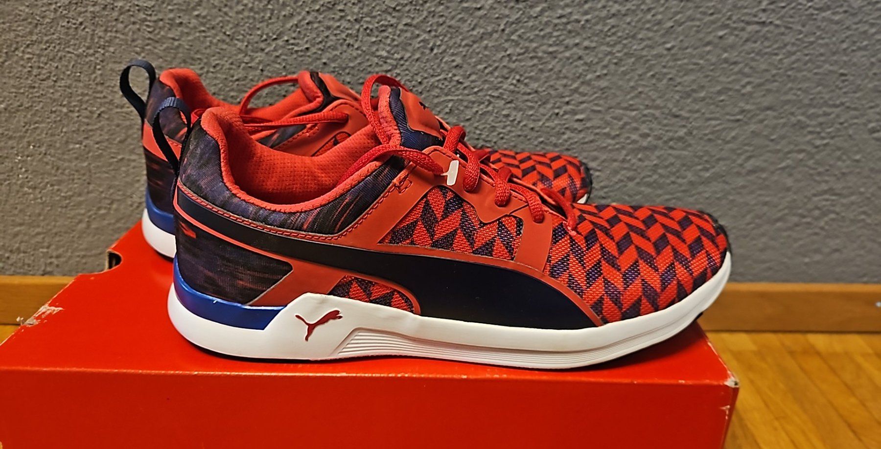 Puma Damenschuhe: Puma Pulse XT Clash 40 1/2 – Neu und originalverpackt aus Luzern von schuhparadies159