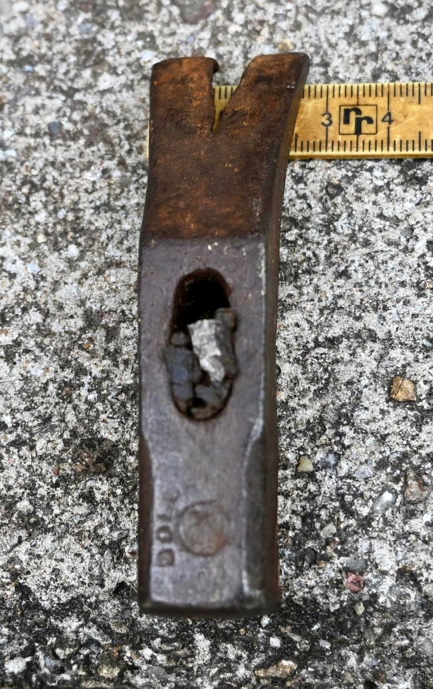Tutti gli attrezzi: antiker geschmiedeter Schusterhammer Kopf punziert – Usato da Pfaffhausen venduto da mono_rec 5