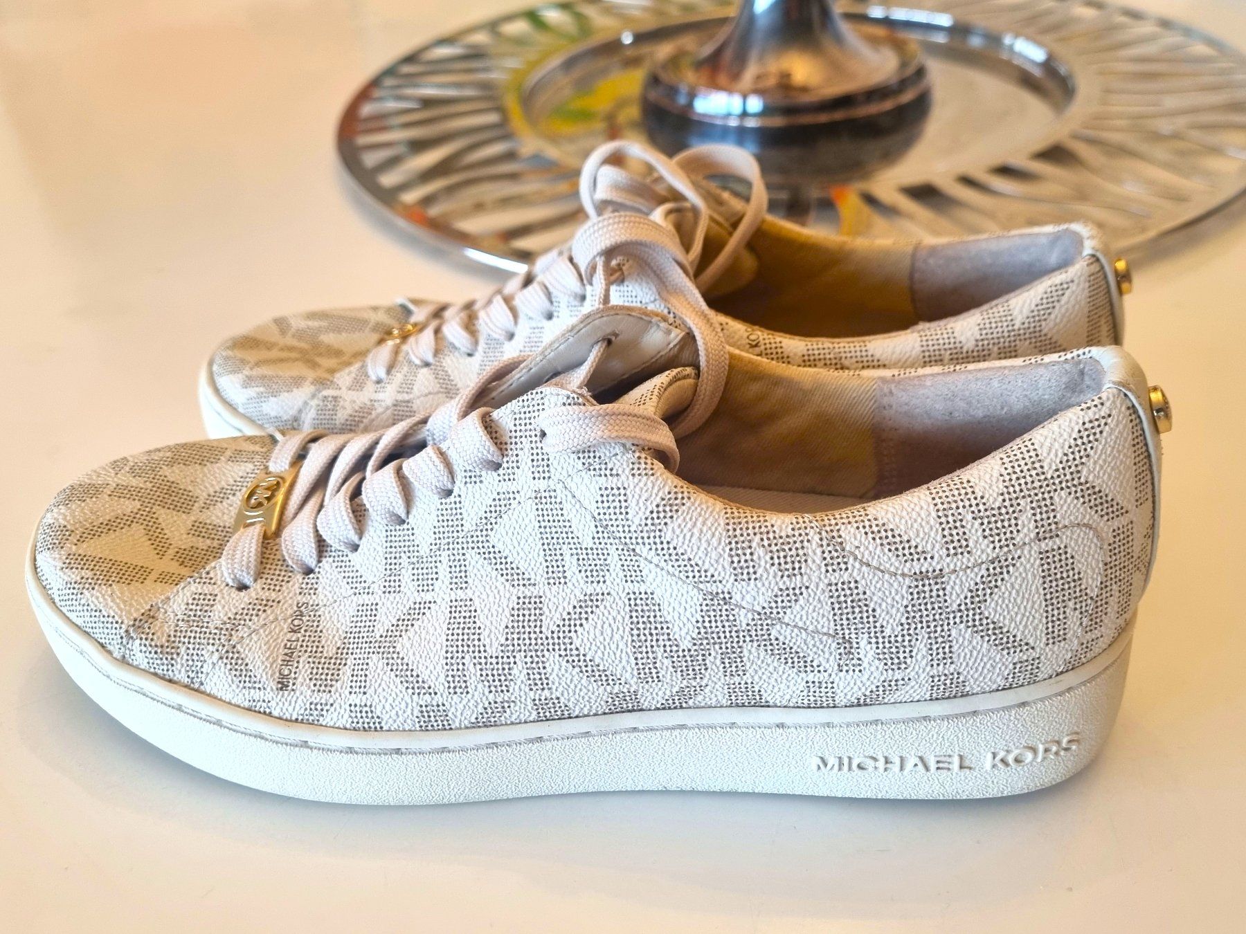 Michael Kors Scarpe da donna: MICHAEL KORS Sneakers Damen Grösse 38 – Usato da Glattbrugg venduto da Adriano2014 1