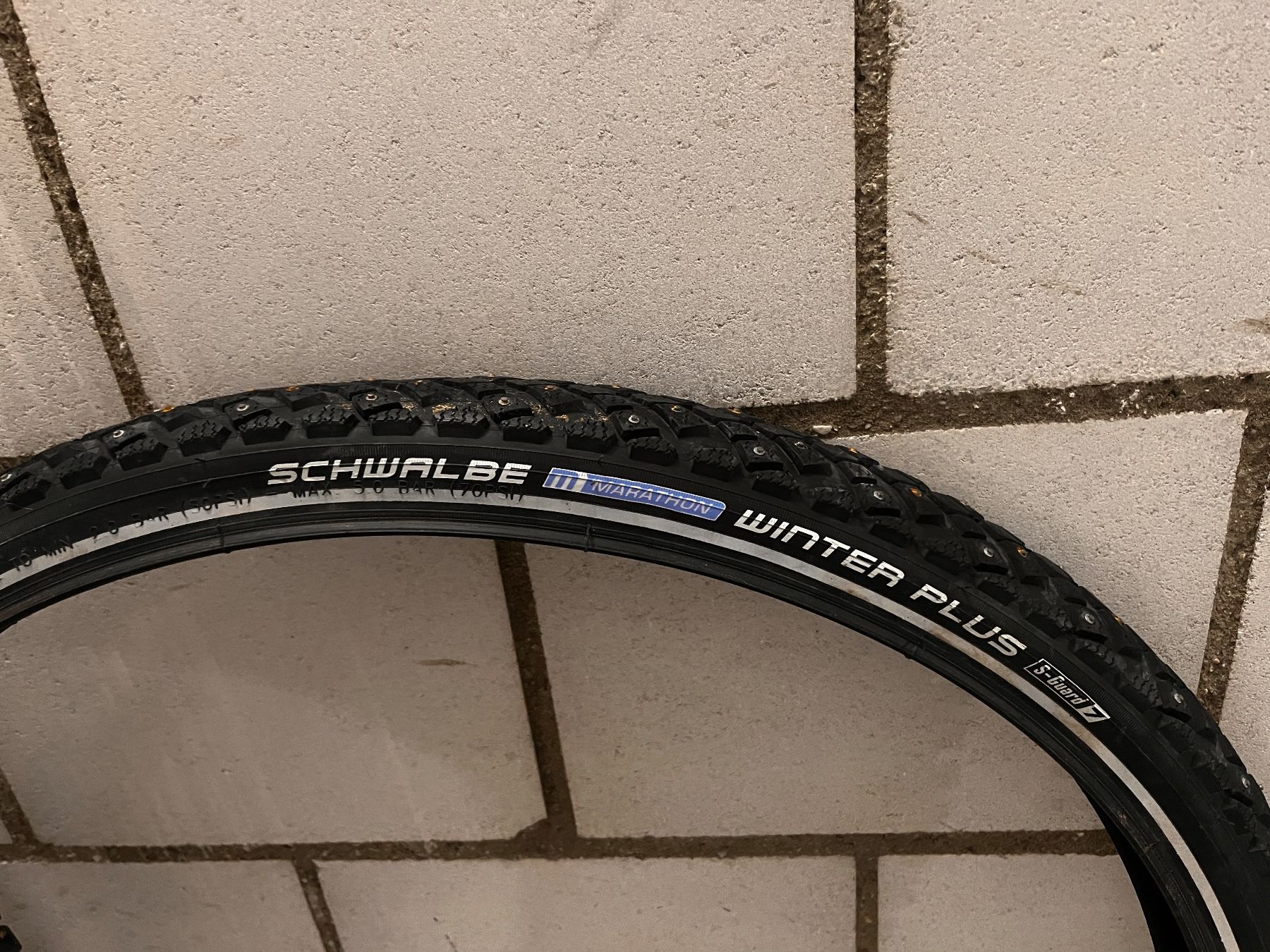Pezzi di ricambio: Schwalbe Marathon Winter Plus Spikes 26x1.75 – Usato da Thun venduto da spring23 1
