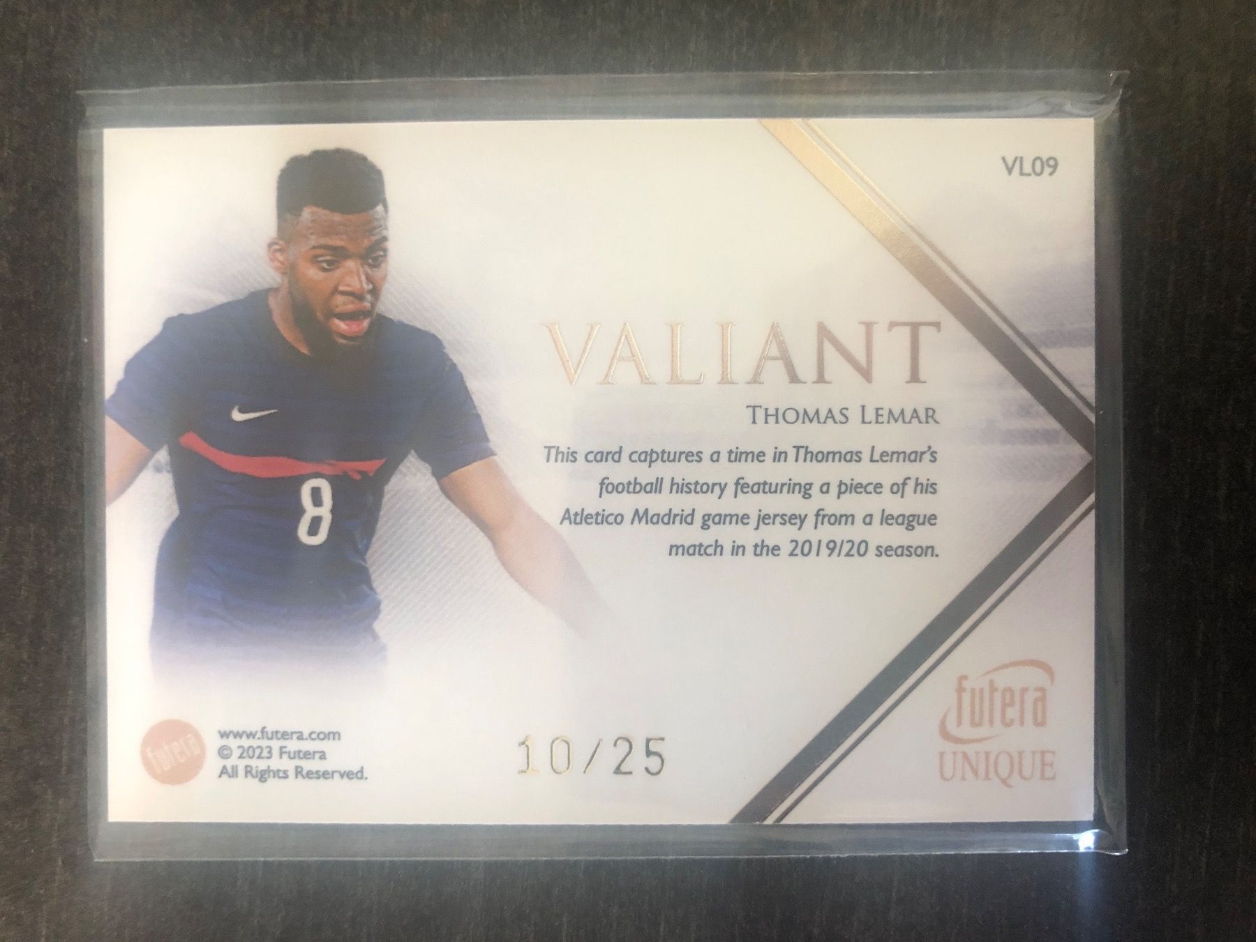 Topps Carte collezionabili: Futera Unique Thomas Lemar Match-worn patch 10/25 – Usato da Wangenried venduto da Garagara 1