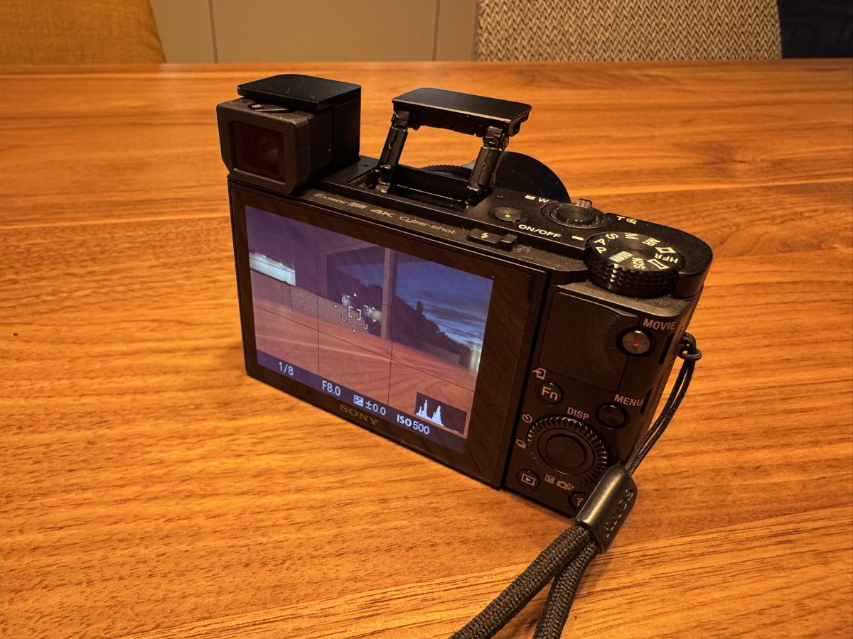 Sony Fotocamera: Sony RX100 V – Usato da Zofingen venduto da dDawge 5