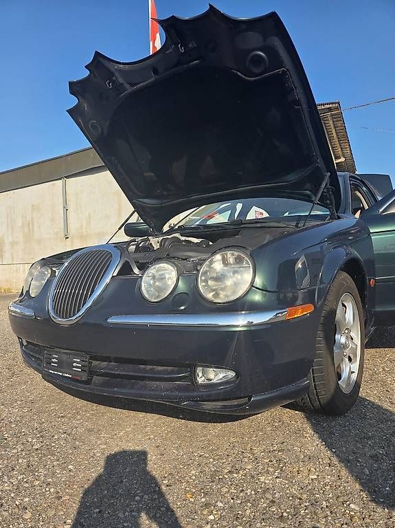 Automobili: Jaguar S-Typ – Usato da Murten venduto da npe_dc66 3