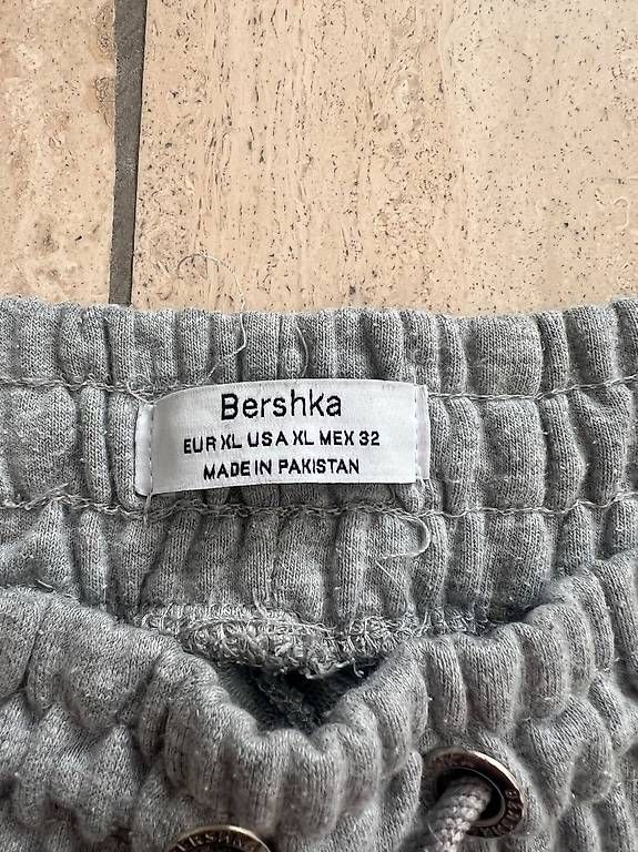 Pantalons: Trainerhosen grau – D'occasion à Berikon par Alice_z 2