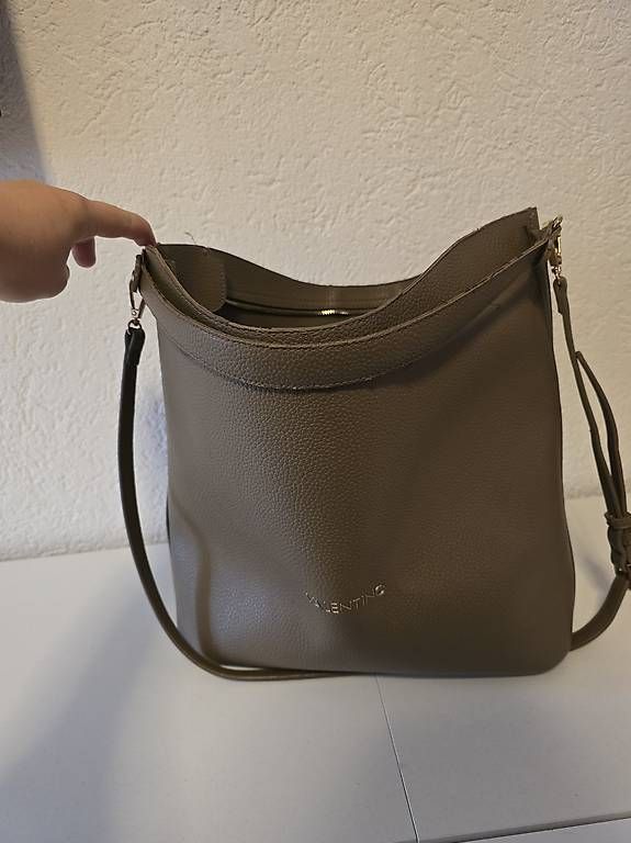 Borse da donna: Valentino Shopper – Usato da Seewen SZ venduto da ik88