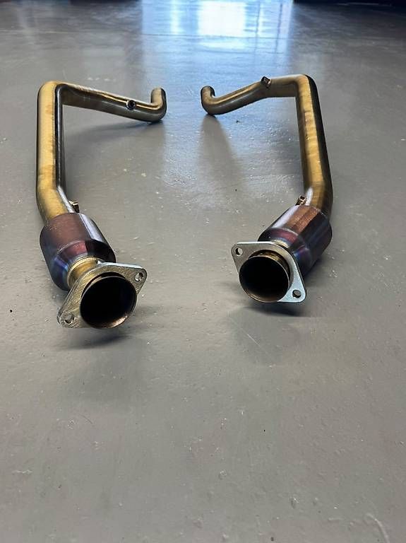 Sistemi di scarico: Land Rover Defender V8 Downpipe  – Usato da Merenschwand venduto da DeluxuryMotorsGmbH 1