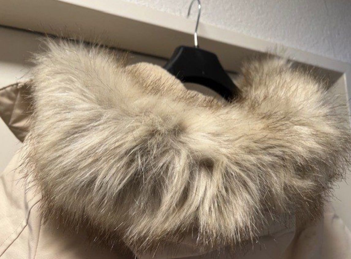 Calvin Klein Cappotti: Celvin Klein  daunen Mantel gr Xl – Nuovo (secondo la descrizione) da Winterthur venduto da EasyRS 7