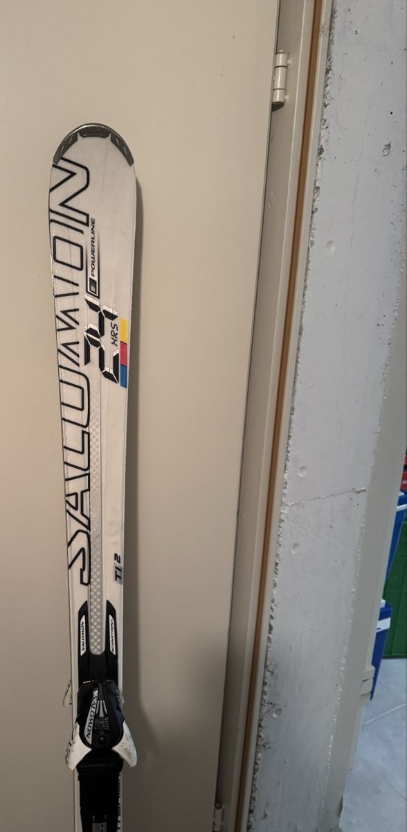 Salomon Sci: Salomon Pilot HRS Ski – Usato da Andwil SG venduto da DaFritzl