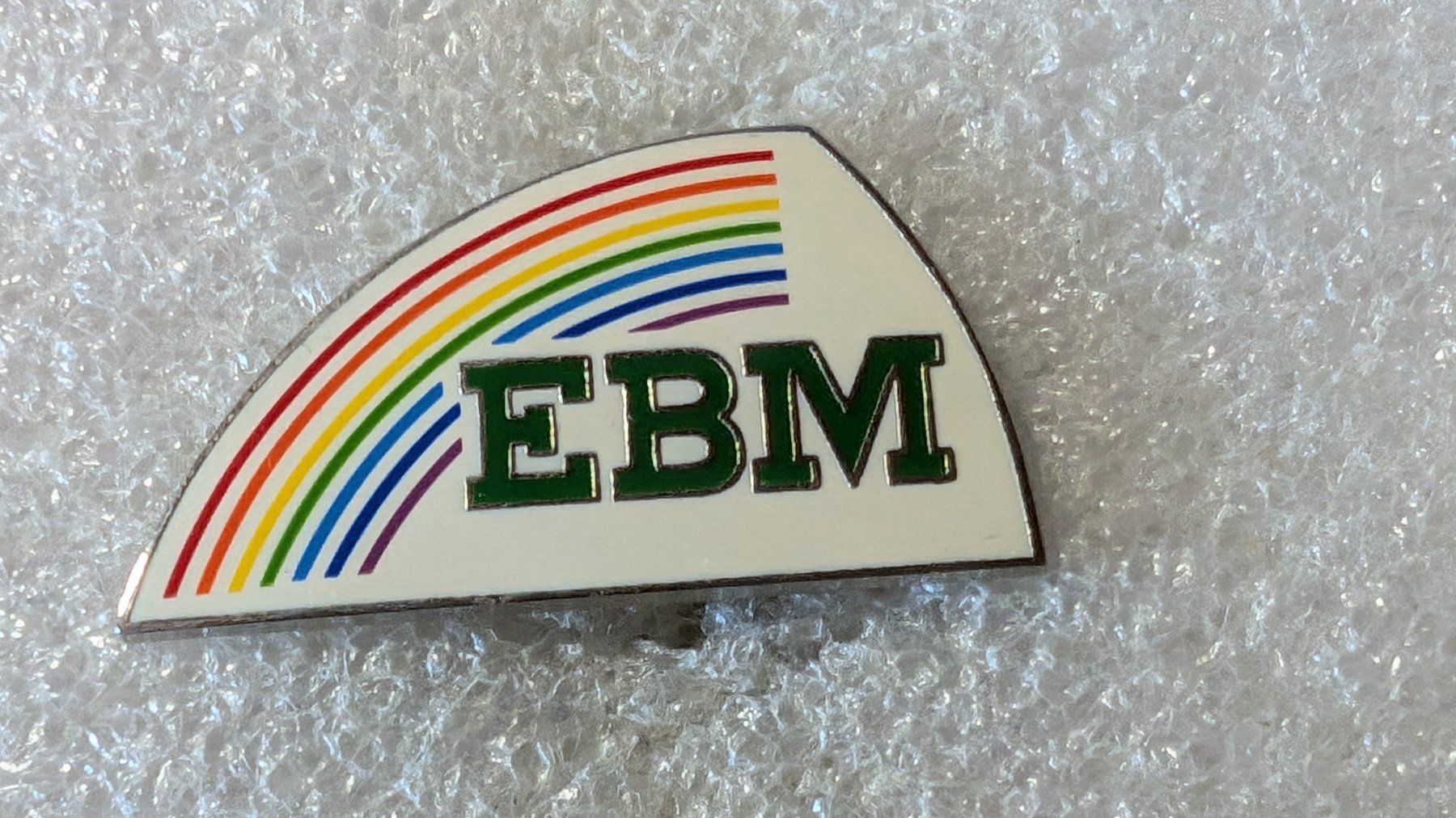 Placchette & Badge: Ansteckpin 212: EBM – Usato da Oppligen venduto da Pin-Fall-Shop