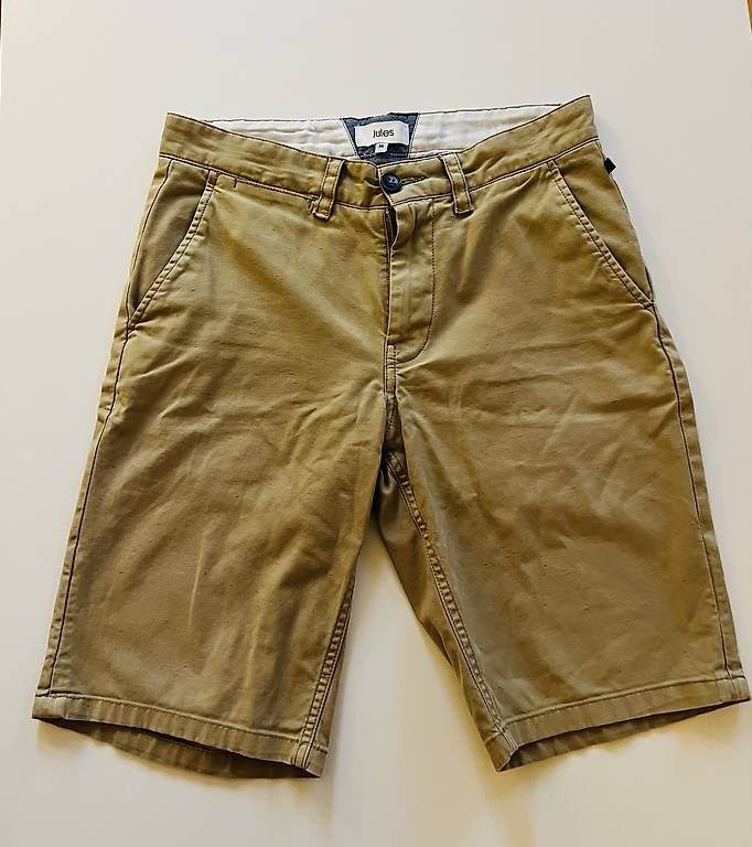 Hosen: Coole Shorts Gr 36 entspricht ca Gr.164 – Gebraucht aus Schwyz von kelte74