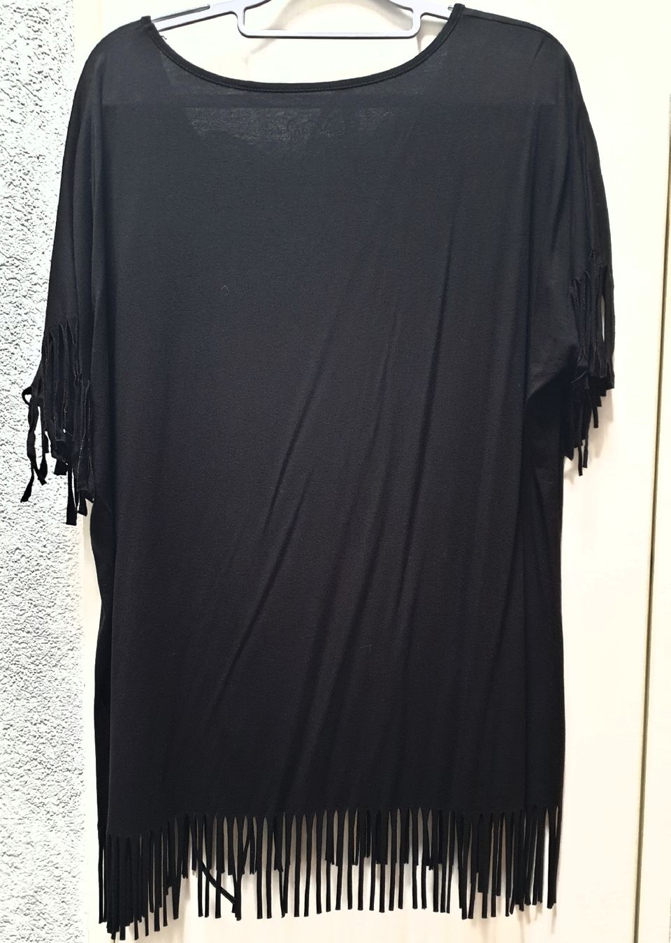 C&A T-shirt: Schwarzes Fransen Shirt Gr. L – Nuovo (secondo la descrizione) da Thun venduto da Vecgou 1