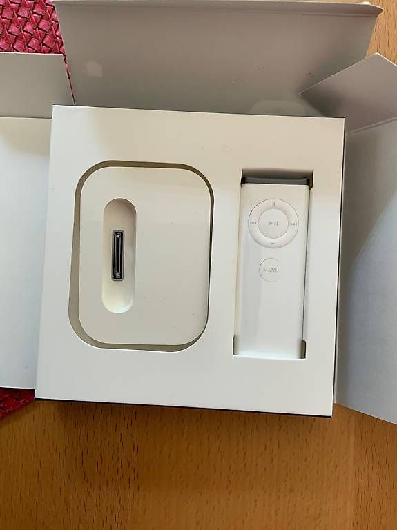 Docking station: Apple Universal Dock – Usato da Weinfelden venduto da bea_2ln5