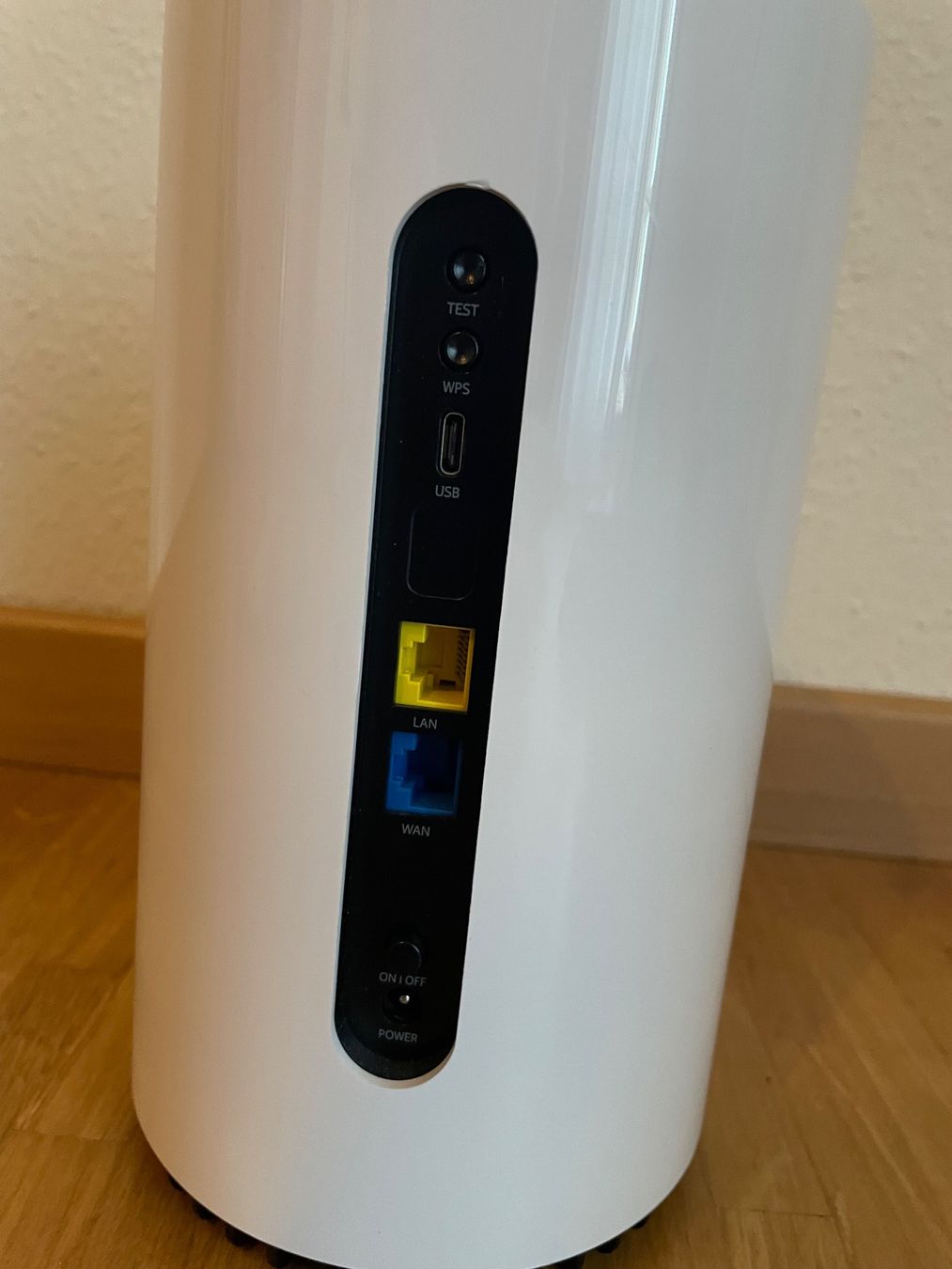 Nokia Modem & Router: Nokia FastMile 5G Gateway 3.2 – Usato da Pfäffikon ZH venduto da Ndramp1 1