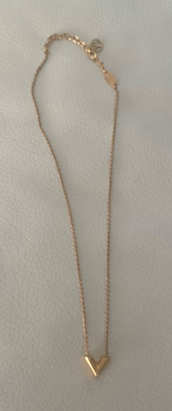 Louis Vuitton Ketten: EYECATCHER - edles Essential V Collier LOUIS VUITTON , 48cm – Neu (gemäss Beschreibung) aus Winkel von ferrari2022 1