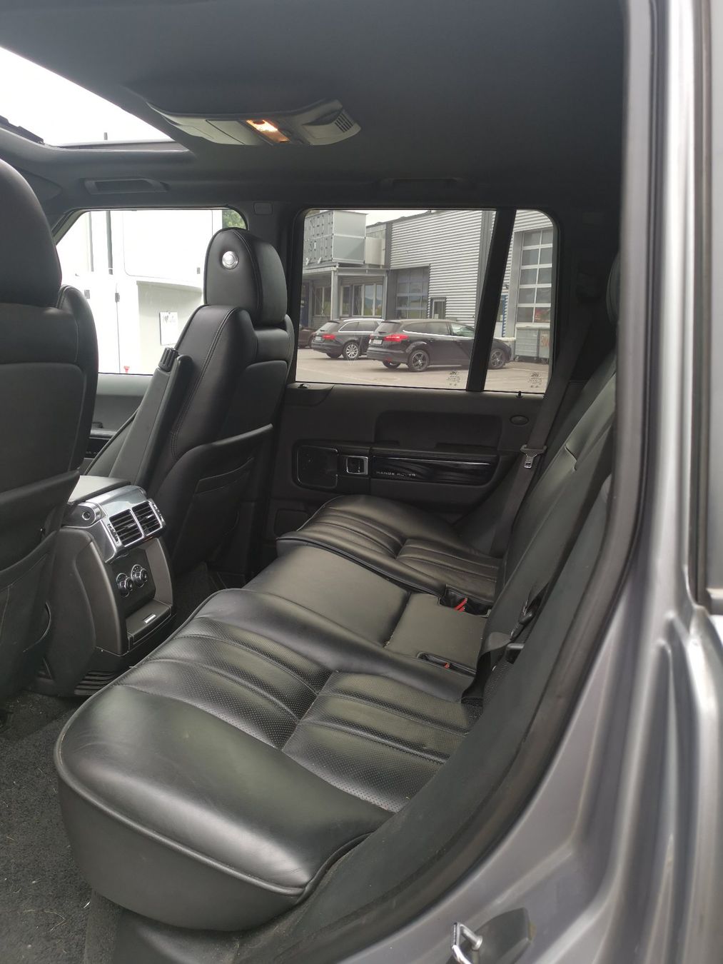 Land Rover Automobili: Range Rover TDV8 4.4 lt Occasion – Usato da Walzenhausen venduto da Trailer-Pool 7