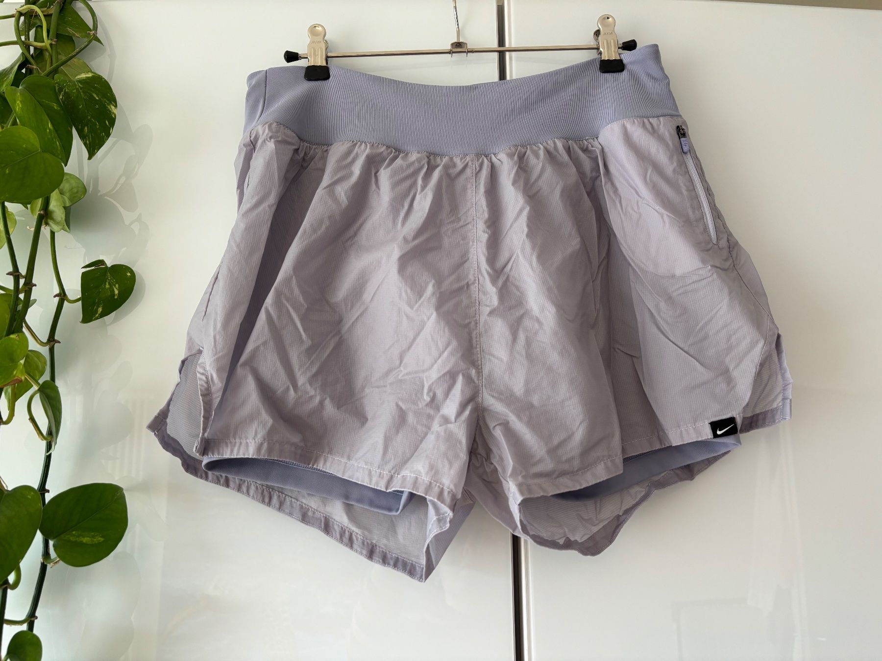 Nike Pantalons: NIKE Shorts Gr. XL – D'occasion à Zürich par missmodernage