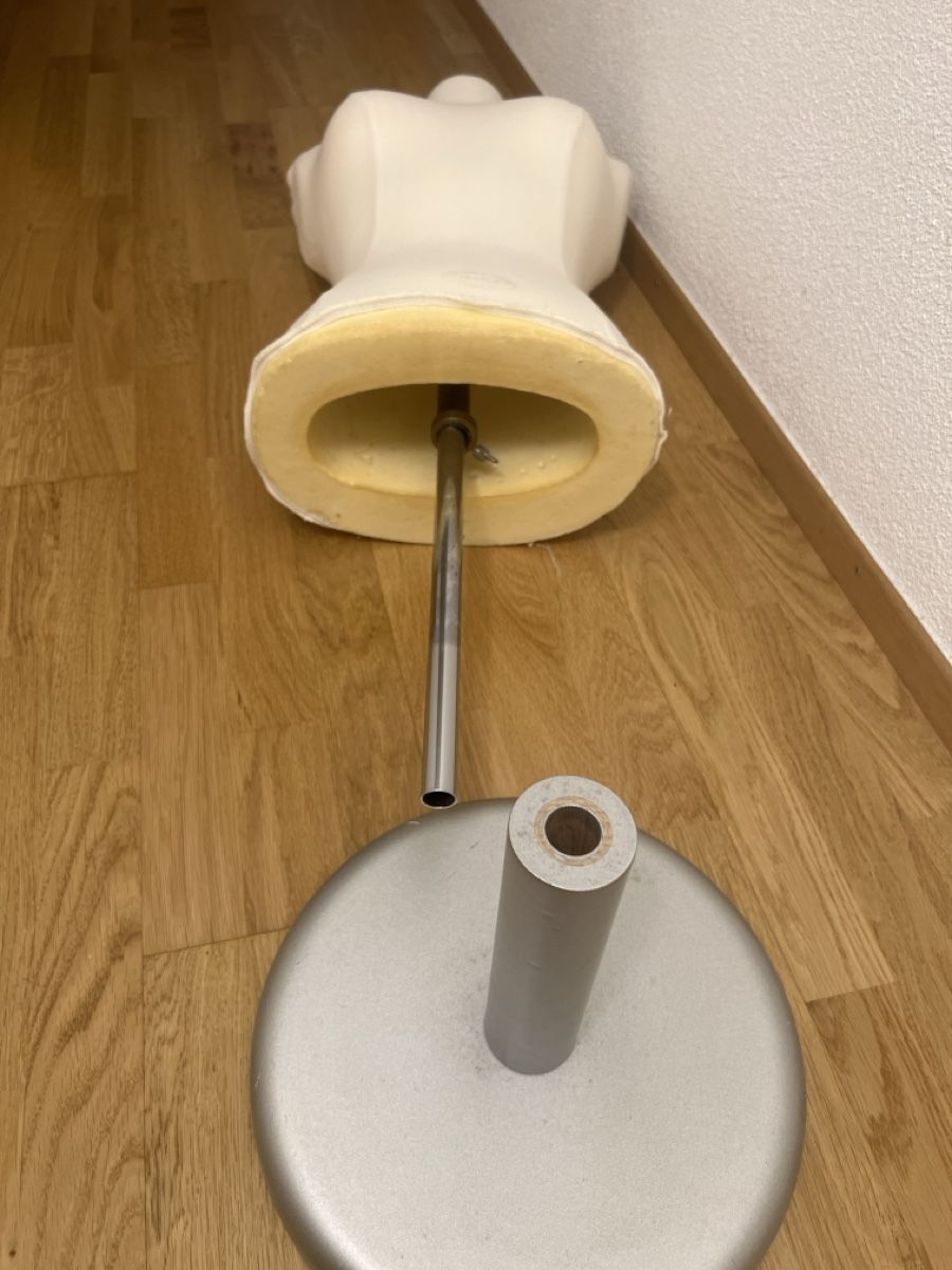 Allestimento di negozi e stand fieristici: Schneiderpuppe höhen verstellbar – Usato da Uznach venduto da Apuutze 6