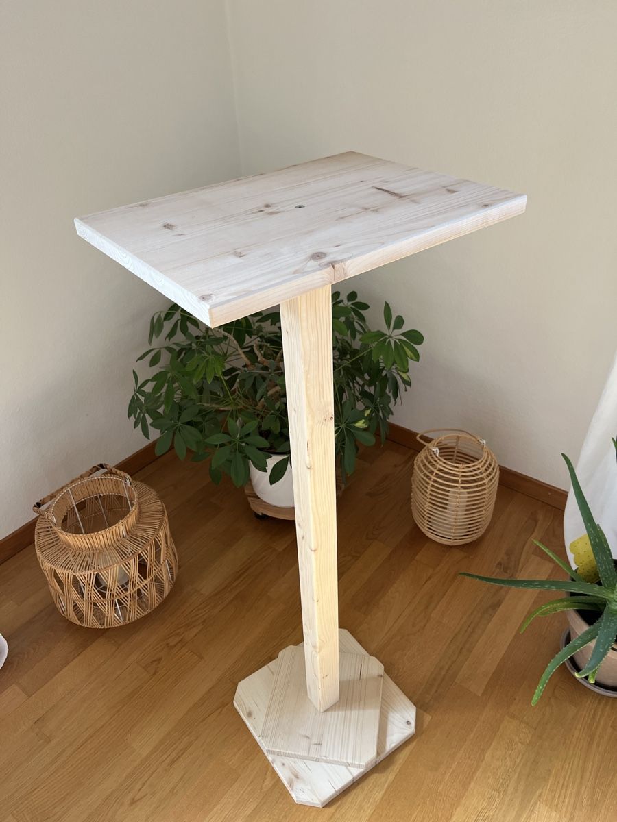 Tables: Rednerpult – D'occasion à Winterthur par johnwars