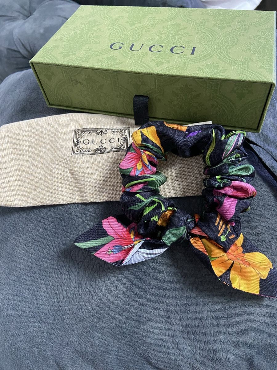 Gucci Haarschmuck: Chouchou Gucci – Gebraucht aus Montreux von Perledor 2