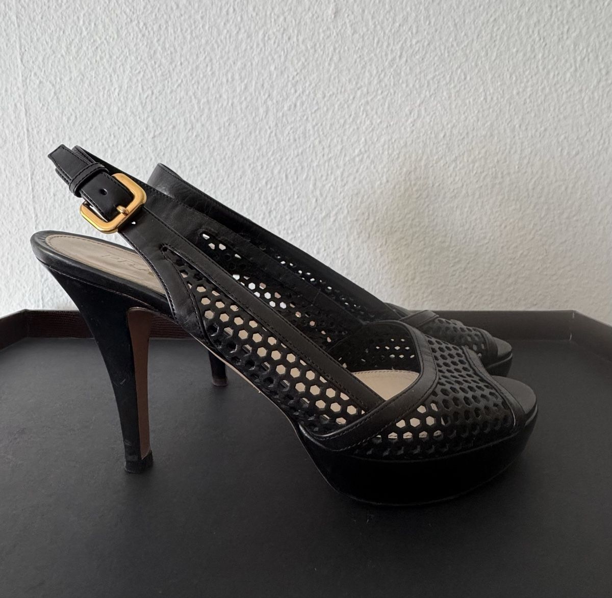 Prada Chaussures femmes: Prada Sandalen – Neuf (Voir description) à Benglen par Dormiglione