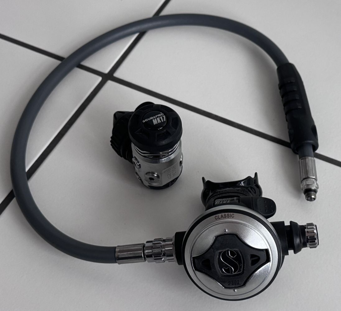 Scubapro Respiratori & Giubbotti: Scubapro Regulator 1. und 2. Stufe #2 – Usato da Winterthur venduto da juve1972