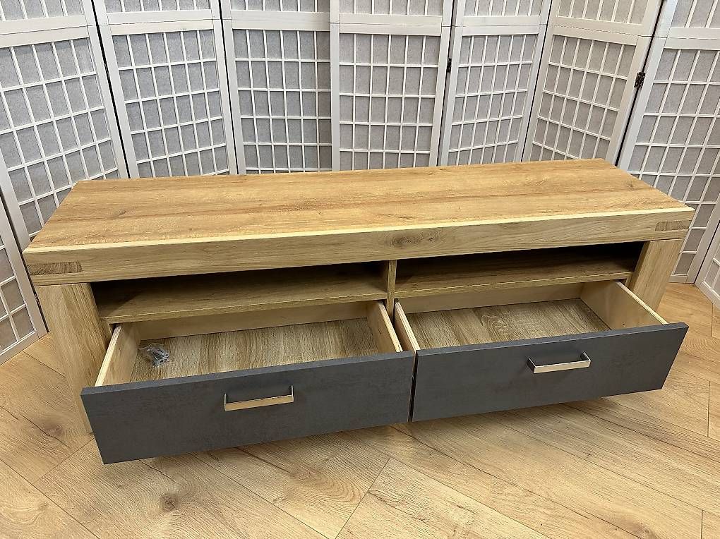 TV Möbel: Lowboard ALINA Decor Eiche anthrazit 152 x 51 cm – Neu (gemäss Beschreibung) aus Unterentfelden von moebelrufli 1